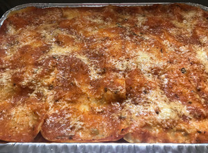 Una foto de Lasagna de pollo salsa roja (Ragú)