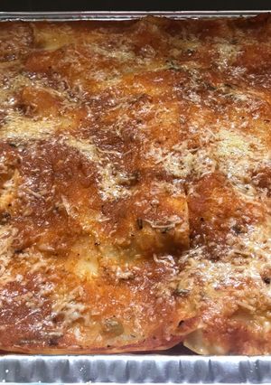 Una foto de Lasagna de pollo salsa roja (Ragú)