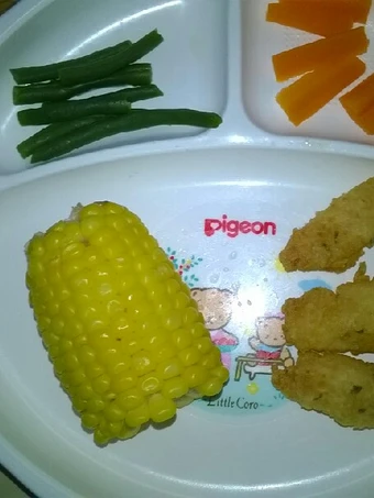 Cara Sederhana Menyiapkan Resep  Day. 209 Dori Goreng Tepung dan Sayuran Kukus (12 month+) yang Bikin Ngiler, Enak Banget