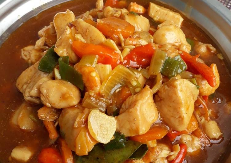 Resep Ayam saus tiram sederhana oleh AyuNaima - Cookpad