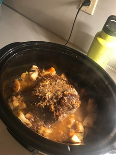 A picture of Easy roast beef.