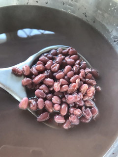 超簡單的紅豆湯 (電鍋版) 的食譜成品照片