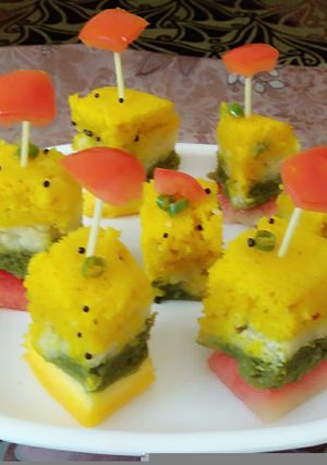 A picture of Colourful fruity dhokla.