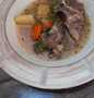 Langkah Gampang Membikin Resep Sop tulang sapi khas wong kito buat yg lg sakit yang Lezat Anti Ribet, Mantap