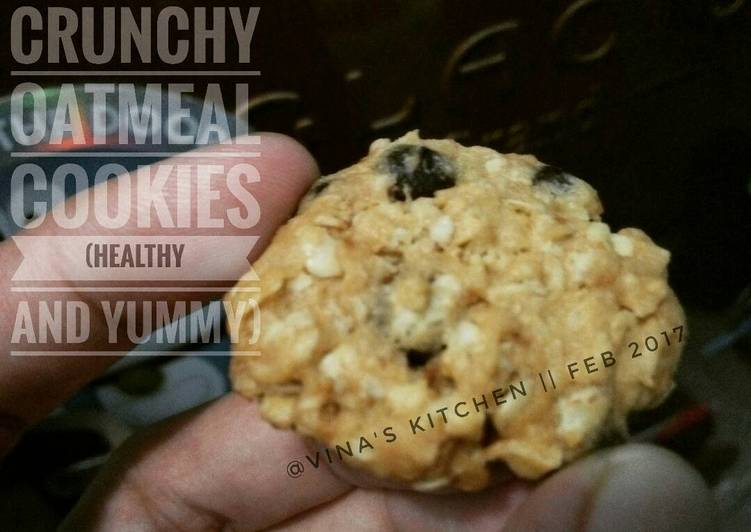 Resep Crunchy oatmeal cookies (healthy &amp; yummy) yang Lezat Sekali