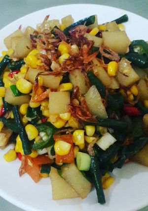 Foto resep Tumis kentang jagung manis