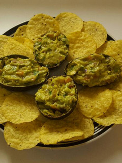 A picture of Gaucomale and chips.