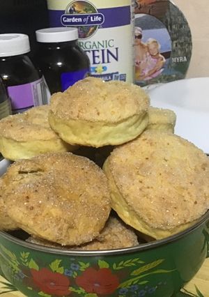 A picture of Cottage Cheese cookies.