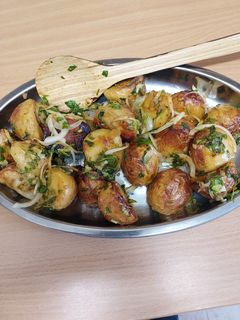 Una foto de Ensalada templada de patatas