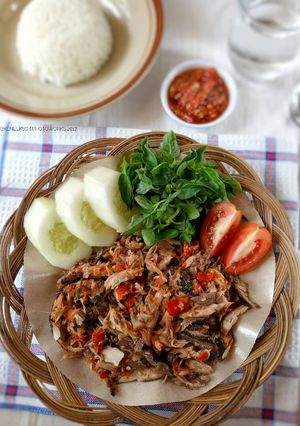 Foto resep Tongkol Suwir Sambal Bawang