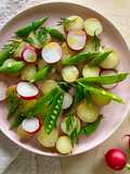Insalata di patate novelle, taccole e ravanello