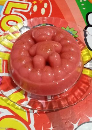Foto resep Puding stroberi segar dengan vla vanilla