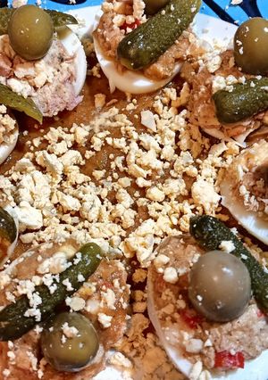 Una foto de Huevos rellenos