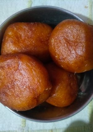 गुलाब जामुन (gulab jamun recipe in Hindi) रेसिपी मुख्य फोटो