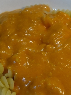 Una foto de Macarrones con salsa aurora