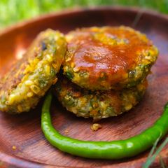 A picture of Stuffed moong dal tikki.