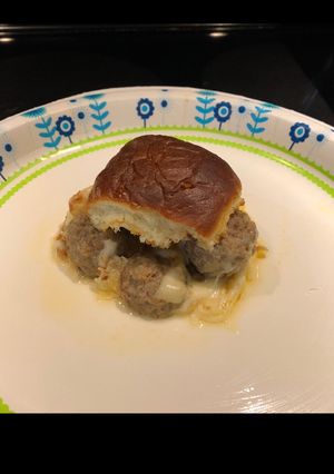 A picture of Meatball Sliders 🍔.