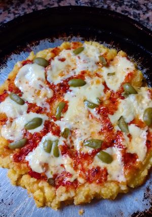 Una foto de Pizza de polenta ♻️