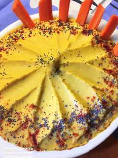 Una foto de Hummus de calabaza y zanahoria