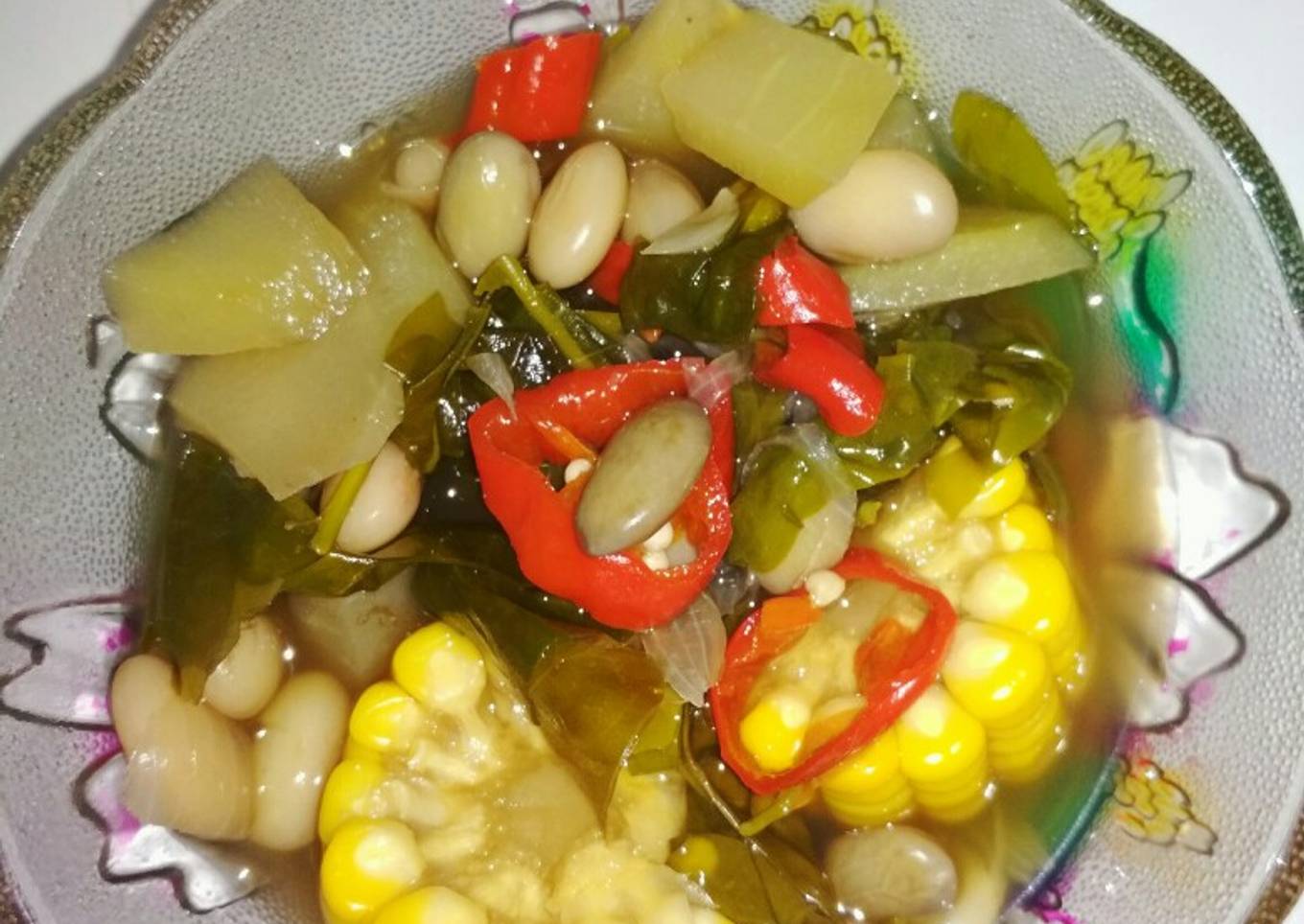 Sup sayur dengan asam jawa