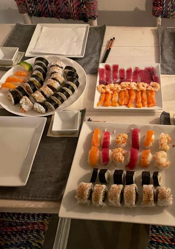 Una foto de Sushi casero