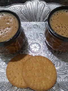ஸ்பைசி மசாலா டீ (Spicy masala tea recipe in tamil) செய்முறை முக்கிய புகைப்படம்