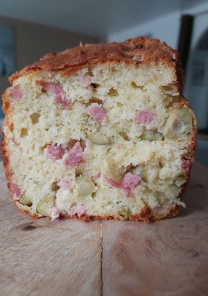 Une photo de Cake olive bacon 🥓 rapide à préparer
