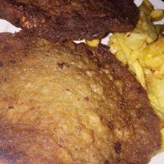 A picture of Escalope with Irish potato.