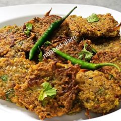 A picture of Hing Wali Moong Dal Phulki.