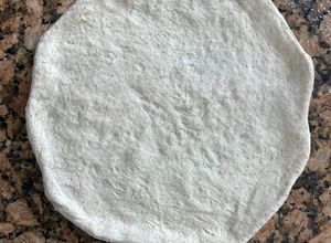 Una foto de Masa para pizza vegana con descarte de masa madre