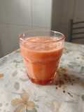 Batido Smoothie Refrescante de Naranja, Fresas y Yogur