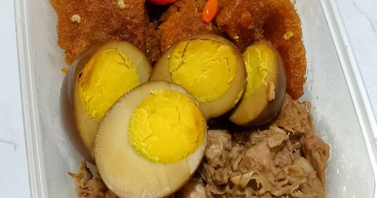 Gudeg Nangka, Krecek, Telur