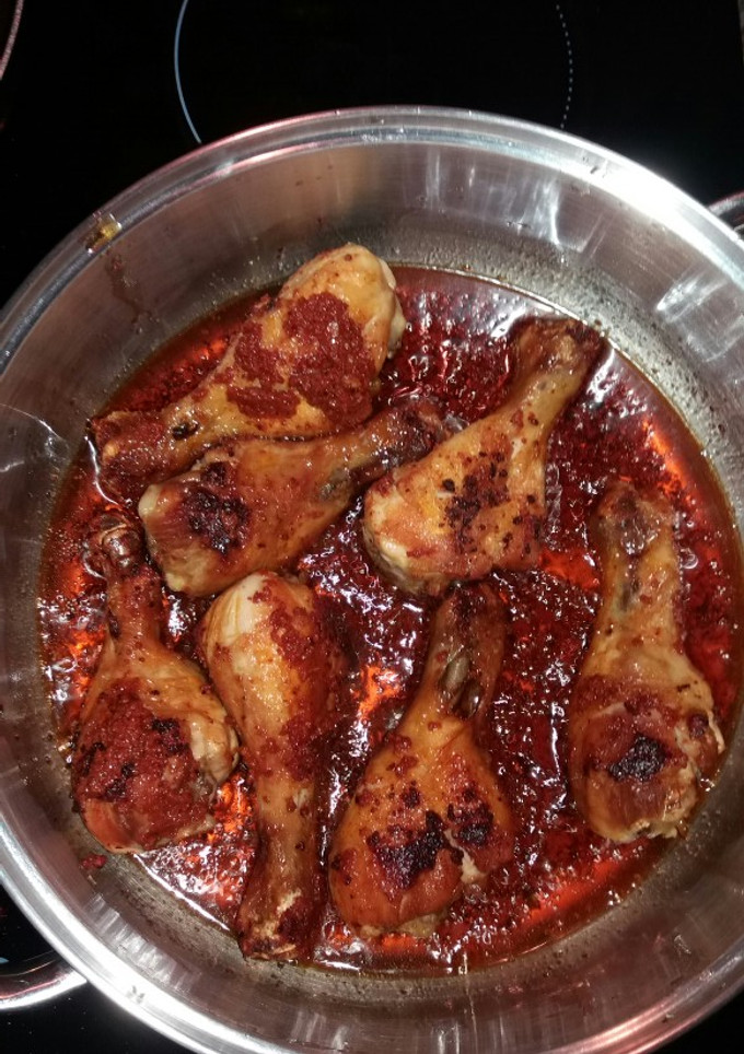 Una foto de Pollo en mojo palmero