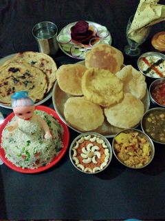 छोले भटूरे (Chole Bhature recipe in Hindi) रेसिपी मुख्य फोटो