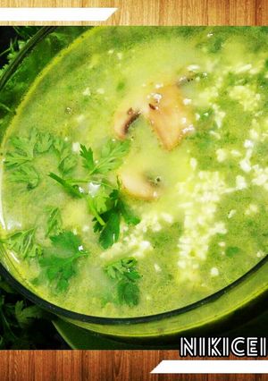 A picture of Mushroom spinach soup.