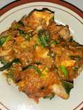 Ayam jantan bumbu RW khas Manado