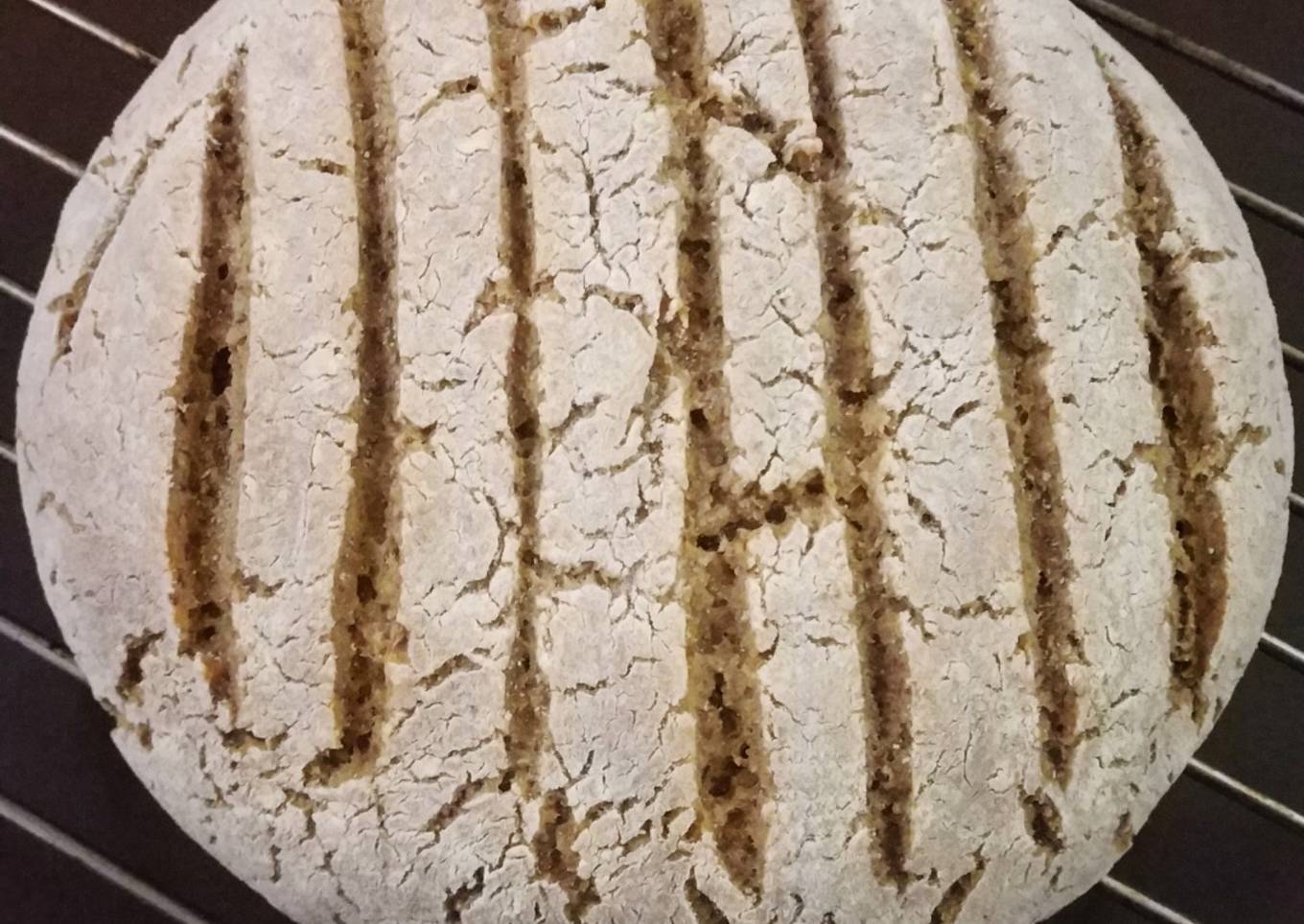 Healthy whole grain flax bread