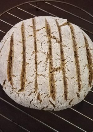 A picture of Healthy whole-wheat and flax seed bread.