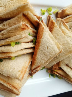 A picture of Toast bread.