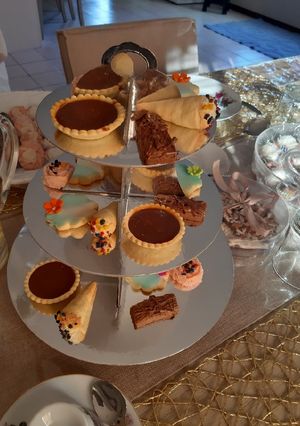 A picture of Easy coconut tartlets.