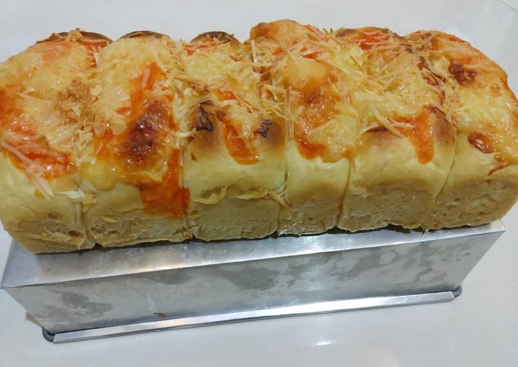 Resep masakan Roti sobek isi sosis superr empukkk | Cara Membuat Roti sobek isi sosis superr empukkk Yang Enak Dan Mudah