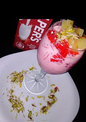 A picture of Falooda.