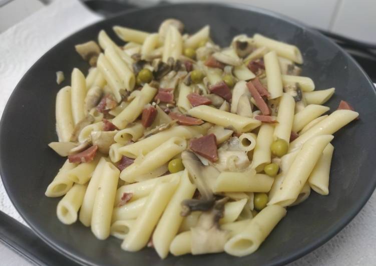 🍝 Macarrones con jamón y champiñones