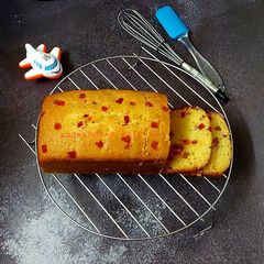 A picture of Britannia Fruit Cake.