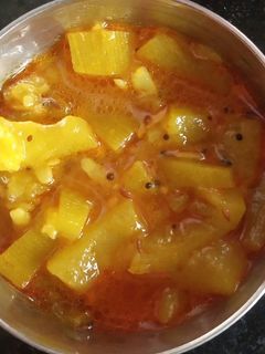 દૂધી નું શાક (Dudhi Shak Recipe In Gujarati) રેસીપી મુખ્ય ફોટો