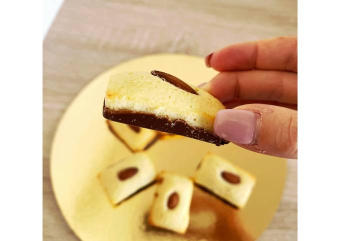 Easiest Way to Make Financiers aux amandes et coque en chocolat 🍫