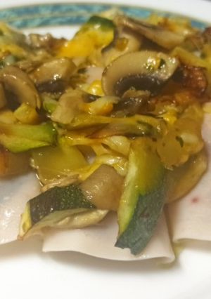 Foto principal de Rollitos de calabacín, champiñones y queso