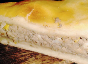 Una foto de Tarta de atún con masa casera