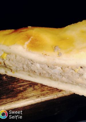 Una foto de Tarta de atún con masa casera