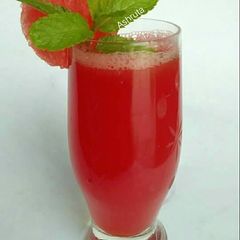 Watermelon juice A picture of Watermelon juice.